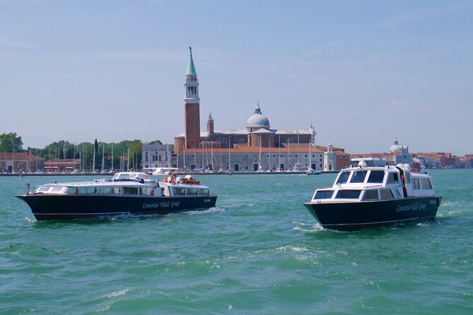 1-hour panoramic tour of Venice by boat - Meeting at Palazzo Cornoldi (Riva degli Schiavoni): make it easy on yourself