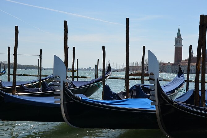 2-hour Venice Guided Walking Tour with Gondola ride - Stop 4: Campo San Bartolomeo and Carlo Goldoni’s Statue