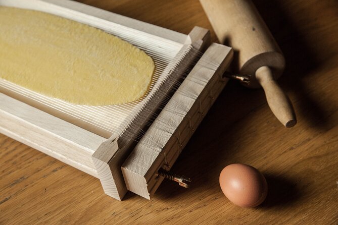 3 Hour Cooking Class: Homemade Pasta and Tiramisu in Venice - Butter-and-sage ravioli: learning seasoning without guessing