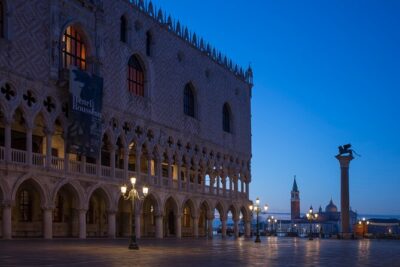 4 Hours Venice Private Photo Sunrise - Stop 1: Secret Venice of the Venetians (Two Hours of Quiet Details)