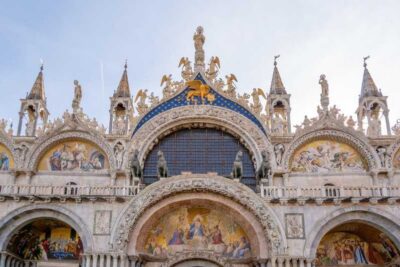 Basilica and Doge's Palace tour with Lunch & Murano - Doge’s Palace and the Bridge of Sighs moment