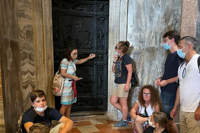 Basilica San Marco and the Pala d'Oro with Architect Guide - Basilica San Marco: 8,000 Square Meters of Mosaic, Guided Like a Map