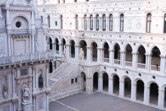Best of Venice Private Tour: St. Mark's Doge Palace Gondola Ride - Venice in one focused pass: how the 4.5 hours actually feels