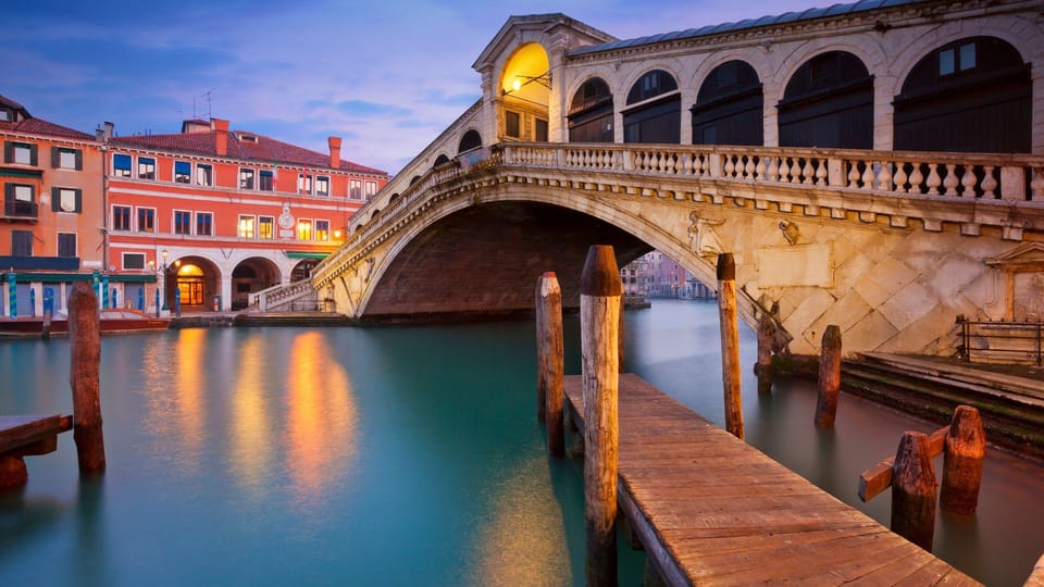 Best of Venice: Private Walking Tour with a Local - Practical Tips: Shoes, Meeting Points, and Getting Around