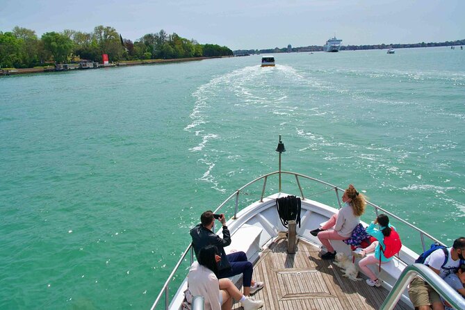 Boat excursion to the islands of Murano, Burano and Torcello - Should You Book This Murano-Burano-Torcello Boat Excursion?