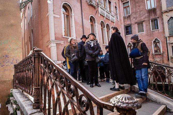Carnival & Casanova Secrets, Theatrical Walking Show - The Codega Storyline: A Lantern Guide Through Old Venice
