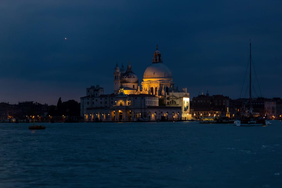 Chioggia-Venice: Day&Night Boat Transfer Round-Trip or 1-Way - Choosing Round-Trip, One-Way, or the Sunset-Focused Venice by Night