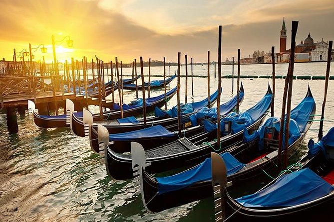 Classic 30-Minute Gondola Ride in Venice - Cruising Canal Grande: what you’ll spot along the way