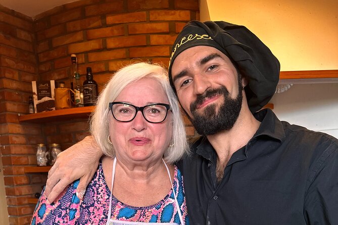 Cooking Class with Chef Francesco and Live Music in Venice - Chef Francesco’s Venice home kitchen: why it feels personal