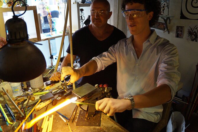 Create your Glass Artwork: Private Lesson with Local Artisan in Venice - Is This the Right Fit for You?