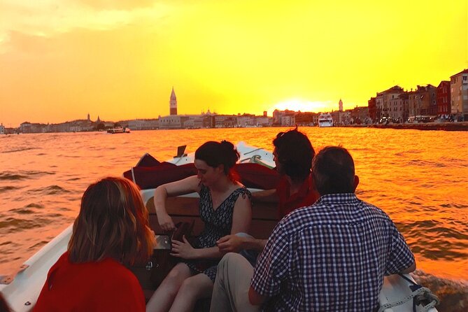 Discover Murano, Burano and Torcello by boat (Private Tour) - Burano’s colors and lace: the island you can actually wander