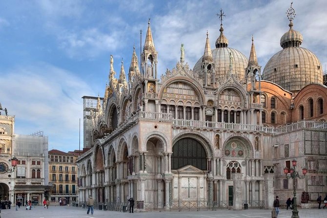 Doge's Palace & St. Mark's Basilica Tour - Headsets, Group Size, and Getting the Most in Crowds