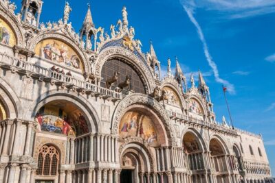 Doge’s Palace Tour, Prisons, Bridge of Sighs & Gondola Ride - Doge’s Palace: Venetian Gothic power rooms you can finally name