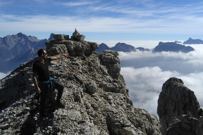 Dolomites Hiking tour - The drive and the morning rhythm: breakfast pause, then the mountains