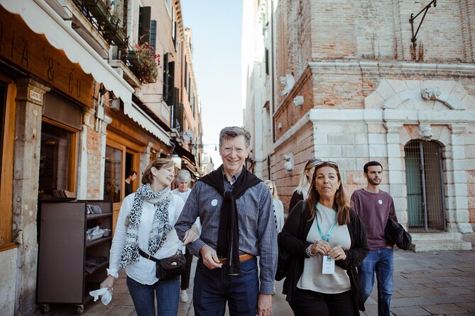 Eat like a Local: Venice Cicchetti and Wine Tasting Evening Tour - Al Vecio Marangon: traditional pasta paired with wine (small, but satisfying)