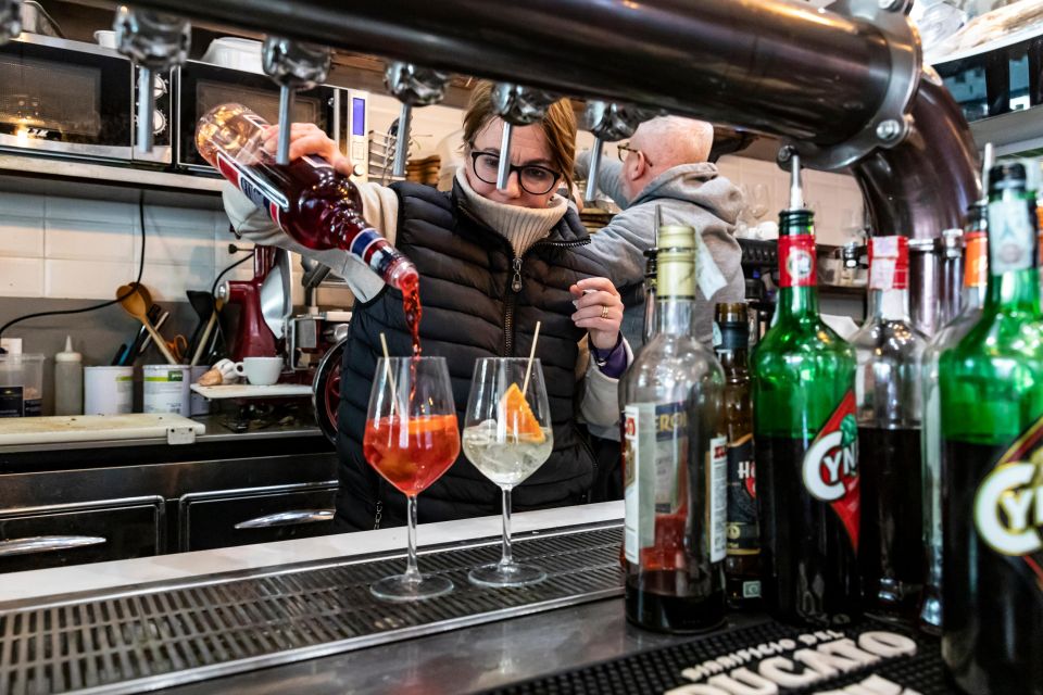 Eating Venice: Offbeat Food & Drinks Tour - Spritz Lesson and the Two Venetian Classics: Baccalà Mantecato and Saor