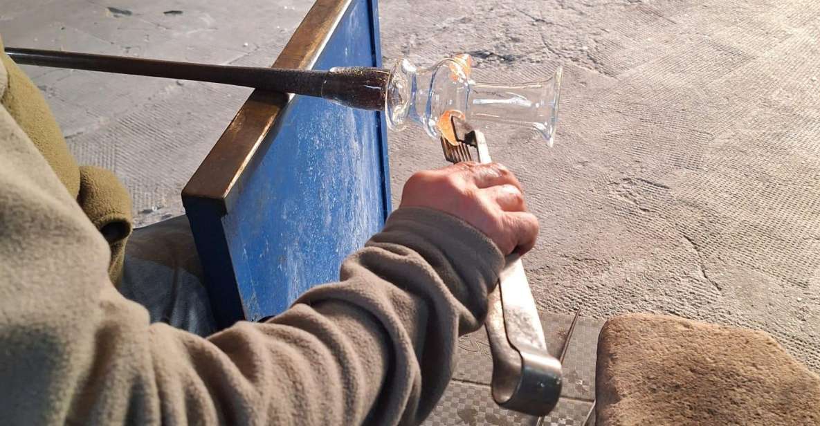 Ellegi Murano Glass: The Art of Tradition - Meeting in the Courtyard: Your Arrival Game Plan