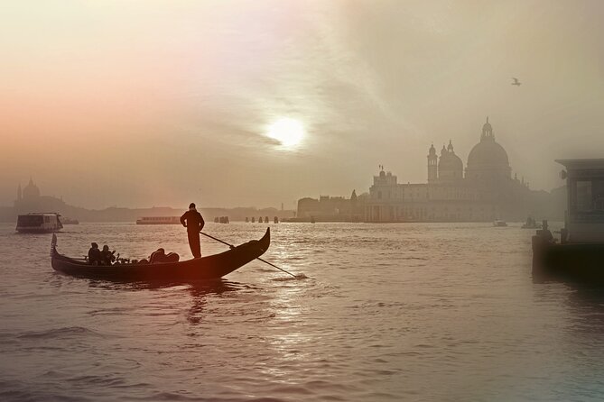 Enchanting Venice: Private Gondola Experience - English-Friendly for Most Visitors, But Don’t Expect a Script