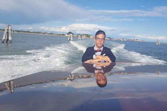 FriendInVenice Murano Burano Torcello Private Tour By Luxury Boat - A smooth lagoon day starts with private water taxi logic
