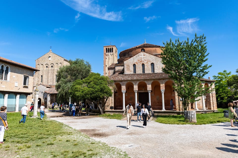 Full-day boat tour to Murano Burano Torcello from Chioggia - The 9-hour pacing: how to plan your day without stress
