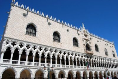 Full Venice Walking Tour: Doge's Palace and St. Mark's - Calli, Squares, and Le Mercerie: Venice’s Real Social Rhythm