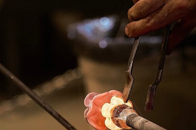 Glass Blowing Demonstration : pickup by wood boat Taxi + local guide - Who This Tour Is Best For (and Who Might Want Another Option)