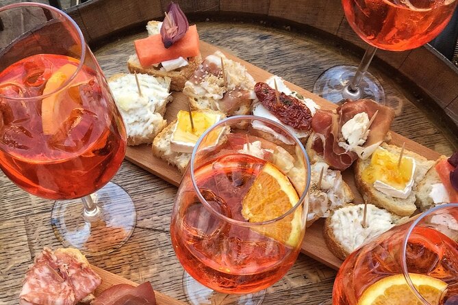 Guided Small Group Kickstart Food Tour of Venice - San Giacomo di Rialto and Ponte di Rialto: History You Can Feel While Walking