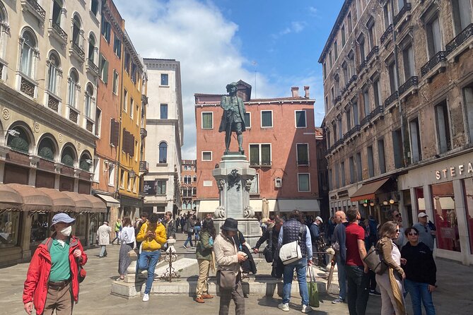 Guided Venice Street Food Tour and City Sightseeing - What you’ll actually taste: cicchetti, fried classics, cakes, and gelato