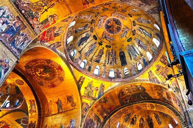 Guided Walking Tour of Venice, St Mark's Basilica & Doge's Palace - Palazzo Ducale: Gothic power, palace rooms, and the Bridge of Sighs moment