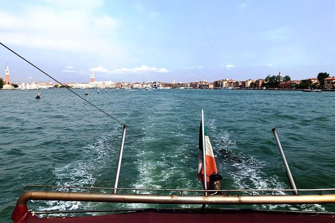 Half-Day Motorboat Cruise to Venice Lagoon Islands Murano and Burano - Why this lagoon cruise feels different than a canal-only day
