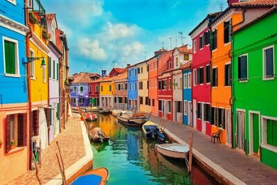 Island Hopping Tour: Mazzorbo, Burano and Murano - Stop 2: Venissa Wine Resort and the Dorona Grape Connection