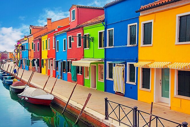 Island Hopping Tour: Mazzorbo, Burano and Murano - Stop 8: Ferro Vetro Monica Cavaletto and Lampworking Hands-On Skill