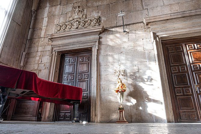 Lords of the Night Prisons Palace: Cells & Torture Tools Visit - The 45-Minute Flow: What You’ll Actually See