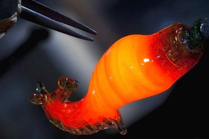 Molten glass magic - Glassblowing class - PRIVATE - Private boat taxi to the furnace: the Venice logistics that matter