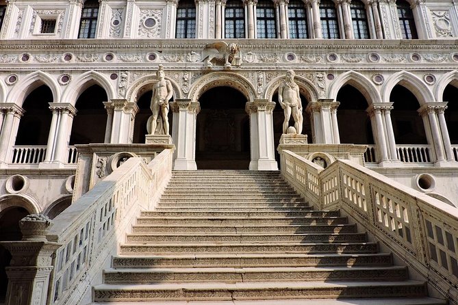 Morning Venice Walking Tour plus Doge's Palace Guided Visit - Group size, pacing, and hearing the guide without stress
