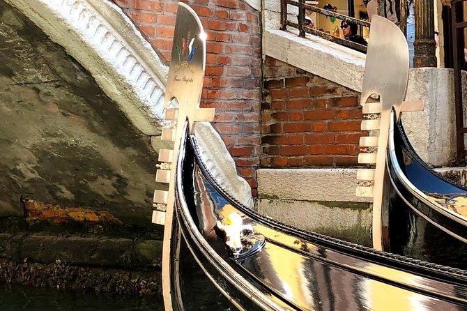 Morning Walking Tour of Venice with Gondola Ride - The gondola ride: what 30 minutes gets you (and what it won’t)