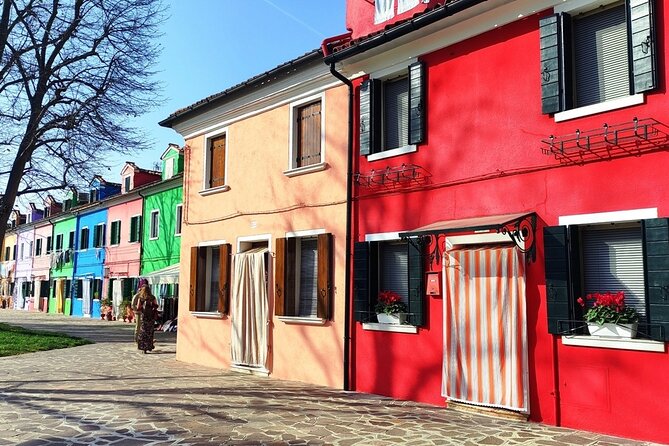 Murano and Burano half-day trip from Punta Sabbioni Jesolo - The boat ride: lagoon views, multilingual narration, and real-world pacing