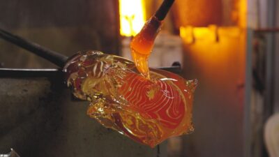 Murano: make your item with a glass master and take it home - Getting to the factory near Murano Colonna
