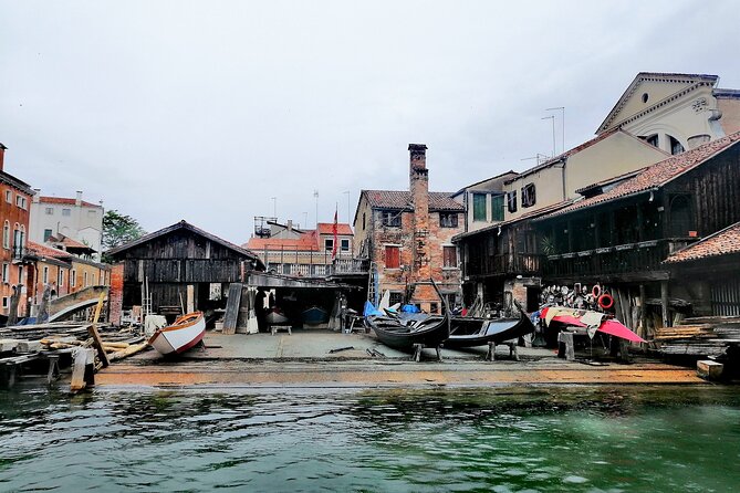 Off the Beaten Path Walk in Venice - Stop 2: Ca’ Cappello and Venetian Gothic Details at Ca’ Foscari