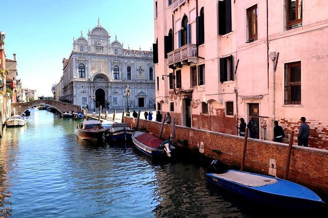 One-Day Venice: Skip-the-Line St. Mark’s Basilica, Walk & Gondola - Gondola Ride Reality Check: Scenic, Short, and No Commentary