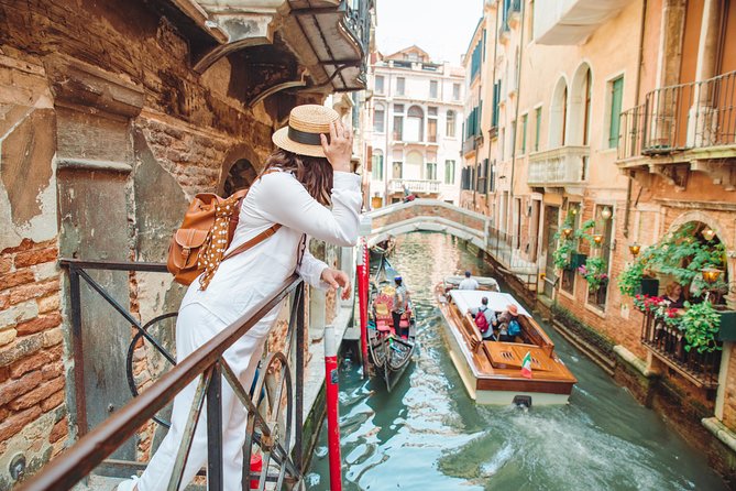 Photographer, Professional Photo shoot - Venice - Locations in Venice: why “tailored spots” are better than random snapshots