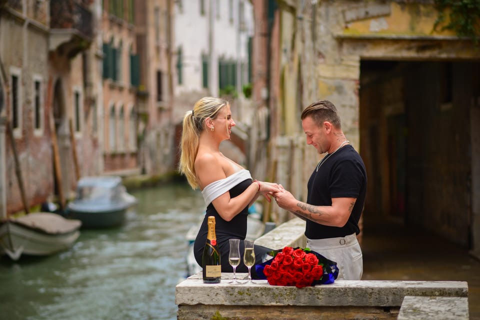 Photoshoot in Venice: Your Story, Our Lens - Book Now! - Why a 1-hour Venice photoshoot actually makes sense