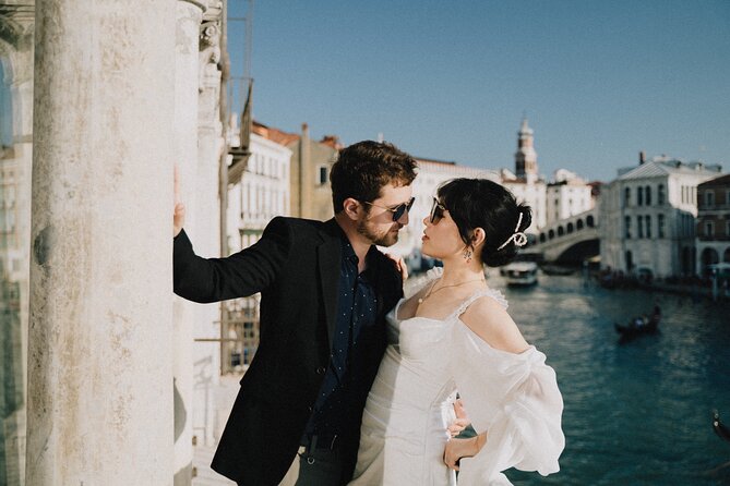 Premium Photoshoots in Venice - Meet near Rialto: timing, group size, and the feel
