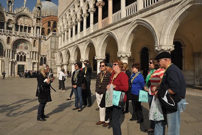 Private 3 hrs Venice Tour: St Mark's, Walking tour & Boat tour - St Mark’s Basilica, Without the Line Drama