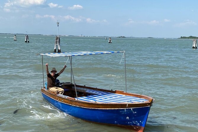 Private boat tour to the islands of Venice - Murano: furnace-side glassmaking you can actually watch