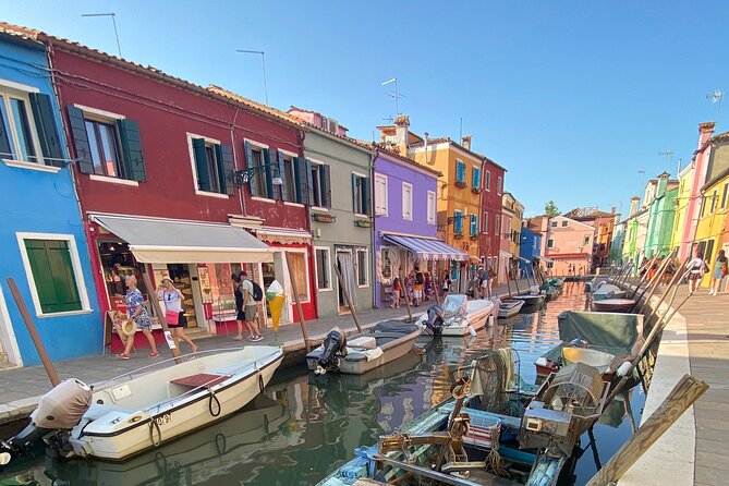 Private boat tour to the islands of Venice - Pierangelo’s hosting style: rain plans, shade, and sharp answers