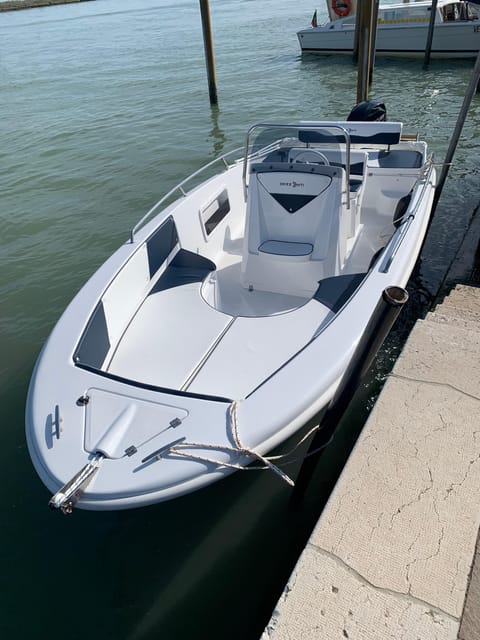 Private boat tour, visit the major islands Venice - Key highlights worth your attention