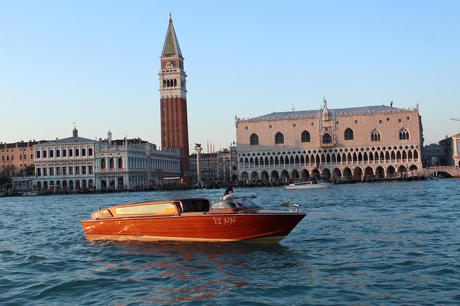 Private Departure Transfer: Venice Hotels to Venice Train or Bus Station - Heading to Piazzale Roma by Motorboat: For Bus Days and Transfer Days