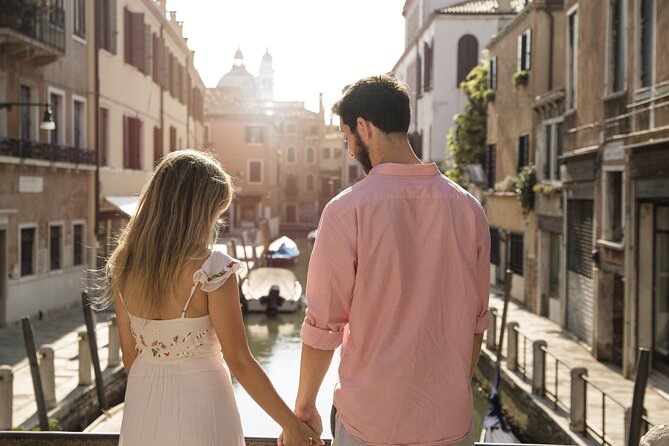 Private Gondola Ride and Photoshoot - The camera and photo variety: why you should plan for more shots than you think