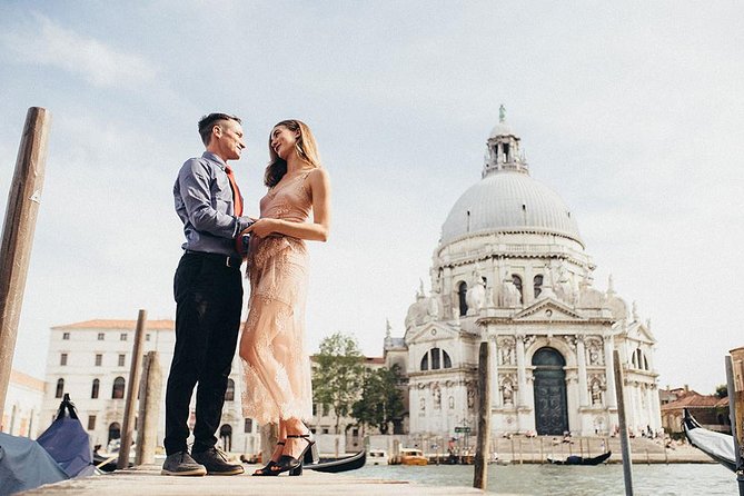Private Photo Shoot in Venice with Gondola Ride Included - The private gondola ride: what 30 minutes buys you